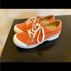 Dansko Veda Lace Up Canvas Sneaker - Vegan Women’s Size 38 - Platform Sole